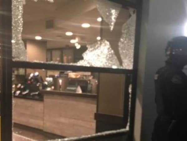 Portland Riots Destruction Starbucks