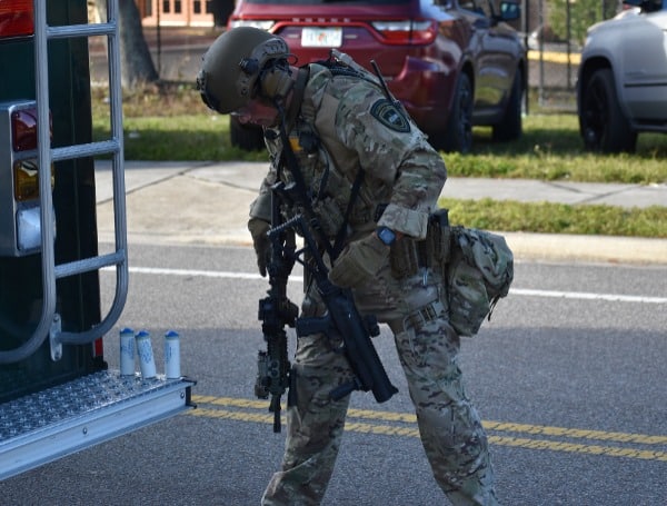 Christmas Standoff Tampa Hillsborough County Sheriff