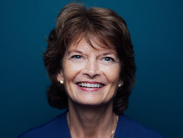 Alaska U.S. Sen. Lisa Murkowski, censured by her own Alaska Republican Party more than 18 months ago, is giving the state party’s grassroots leaders the back of her hand.