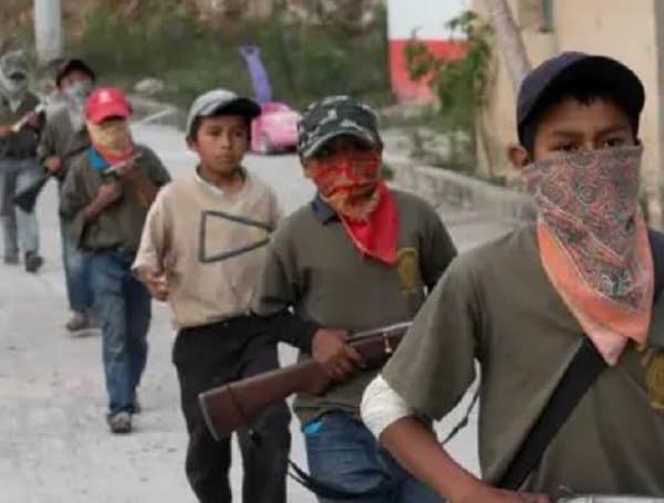 Children Guns Mexico 1