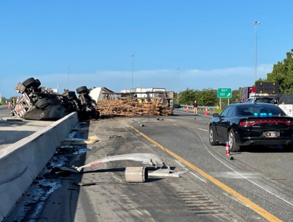 I75 Spring Hill Crash Two Tractor Trailer Collision