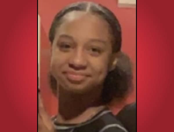 Pasco Sheriff’s deputies are currently searching for La’nya Brooks, a missing-runaway 14-year-old.