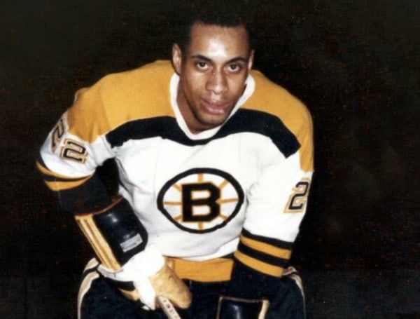 The first black player in the history of the National Hockey League (NHL) will receive a Congressional Gold Medal after the House unanimously voted in favor of the award Wednesday.