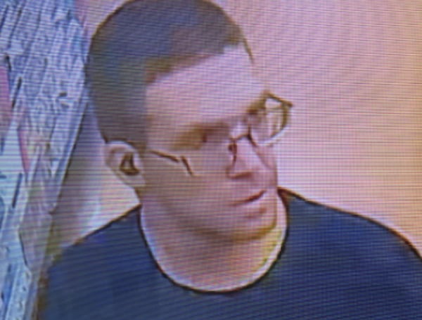 Pasco Sheriff's Deputies are seeking the public's help in identifying a retail theft suspect.
