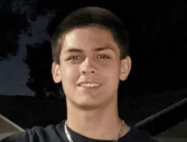 Pasco Sheriff’s deputies are currently searching for Aidan Palis, a missing/runaway 16 year old. Palis is 6 ft., approx. 165 lbs., with brown hair and brown eyes