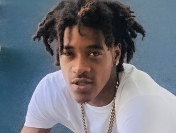 Corlenzo Williams, age 24, died early this morning, April 12, of a gunshot wound, in the 2900 block of 17th Avenue South.