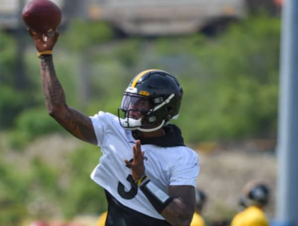 Pittsburgh Steelers quarterback Dwayne Haskins has died after being struck by a car in South Florida, according to ESPN's Adam Schefter. 