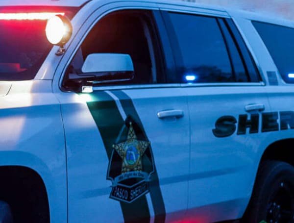 Pasco Sheriff’s deputies are currently on the scene of a shooting on Tuesday around 10:30 p.m. near the intersection of US 19 and Flora Ave. in Holiday. 