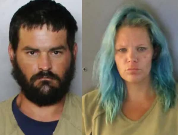 A Florida man and woman who entered an Englewood laundromat and smashed a coin machine with sledgehammer on May 8 are now in custody, according to deputies.