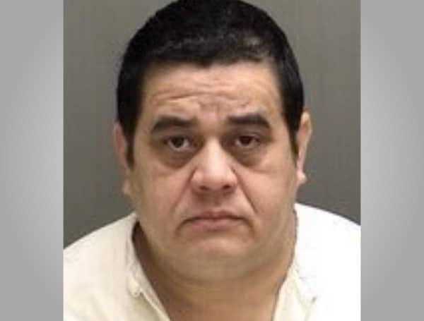 On May 19, McAllen Border Patrol Station (MCS) agents apprehended Israel Umana, a Salvadoran national. He was convicted of indecency with a child by contact and subsequently sentenced for the crime. 
