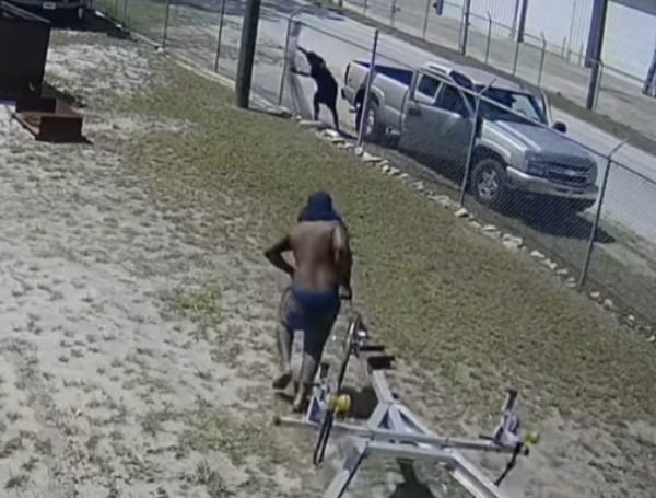 The Hillsborough County Sheriff's Office is asking for the public's help in locating a couple of suspects that are stealing trailers from local businesses.
