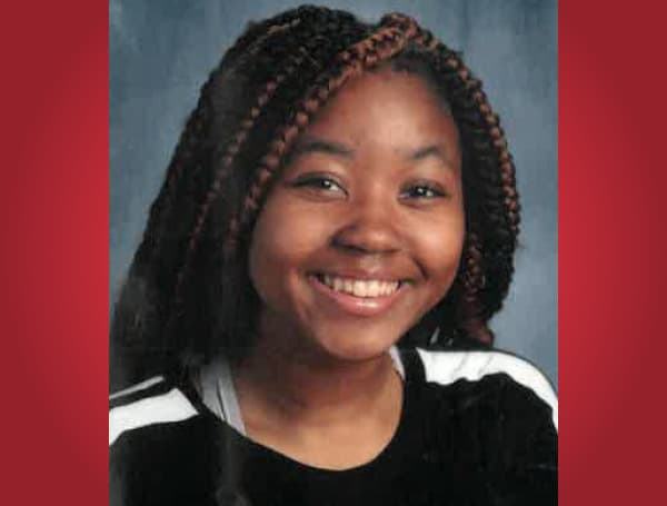 LAKELAND, Fla. - Police in Lakeland are searching for missing 15-year-old Daviannah Williams.