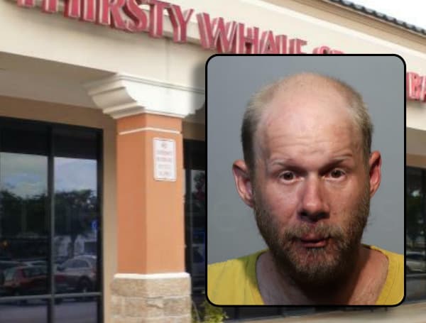 A 35-year-old Florida man is behind bars after deputies say the man was drunk and stabbed multiple people at a bar early Saturday morning.