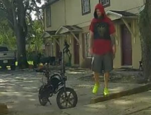 According to police, on June 21, 2022, at approximately 9:30 a.m., the man pictured below entered the apartment complex parking lot located at 2307 N. Johnson St. and approached an unattended black Jetson electrical bicycle that was parked in front of an apartment.