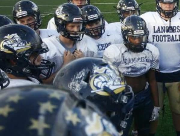 The Florida Department of Education is backing a Tampa Christian school in a legal battle about whether the school should have been allowed to offer a prayer over a stadium loudspeaker before a 2015 football championship game.
