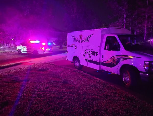 Hillsborough County Detectives are investigating a fatal shooting in Ruskin neighborhood that happened on Tuesday.