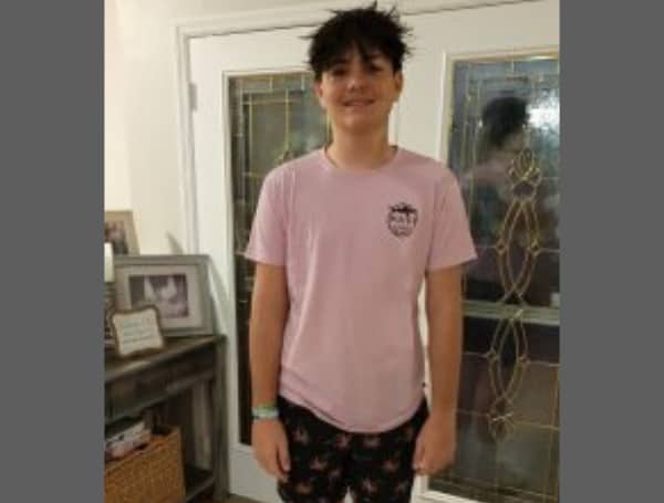 Pasco Sheriff’s deputies are currently searching for Joshua Morris, a missing/runaway 13-year-old. Morris is 6 ft., around 180 lbs.,