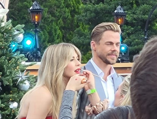 Julianne Hough and Derek Hough