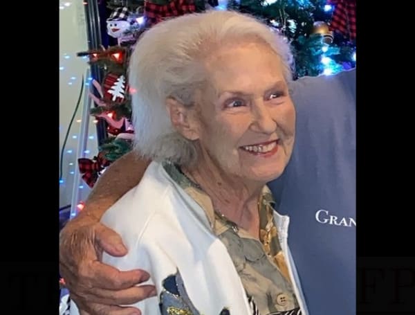 Pasco Sheriff's deputies are currently searching for Wanda Mercer, a missing and endangered 77-year-old woman.