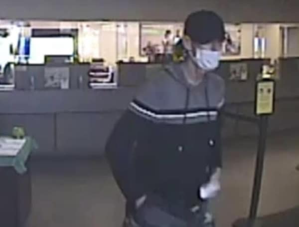 Hillsborough County Sheriff's Office is seeking the public's help in identifying a bank robbery suspect from a Valrico bank robbery Friday.