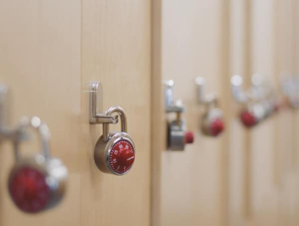 An Arizona high school has a policy allowing transgender students to change in their preferred locker rooms and telling female students to use alternative facilities if they are uncomfortable, according to emails obtained by the Daily Caller News Foundation.