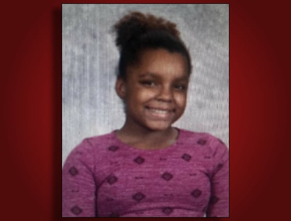 Tampa Police are actively looking for 11-year-old Talina Story, who left her home in the 3700 block of Sarah St around 11 PM Monday night carrying a duffel bag and a backpack as she walked away from the house.