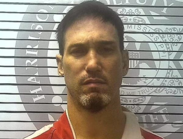 A Florida man is accused of brutally beating and strangling his estranged girlfriend, after following the woman to Mississippi with the intent to kill.