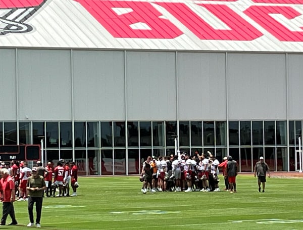 TAMPA, Fla. - The Bucs' offense looks considerably different, especially without Tom Brady at quarterback. Yes, there's a QB competition between Baker Mayfield and Kyle Trask but on first look at organized team activities, there's a lot of pre-snap movement and new formations.