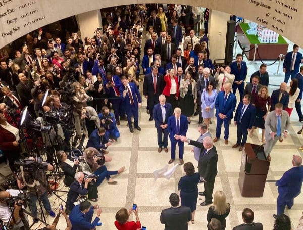  Florida lawmakers on Friday finalized a $117 billion budget and an accompanying $1.3 billion tax package to end a legislative session that carried out many of Gov. Ron DeSantis’ priorities.