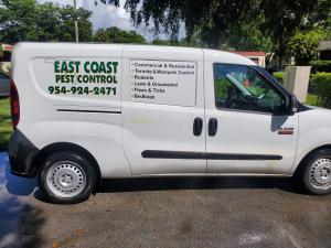 16359931 east coast pest control summer 300x225 1