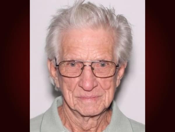 CITRUS COUNTY, Fla - Citrus County Sheriff's Office deputies are currently looking for 84-year-old Virgel Dwight Goforth. 