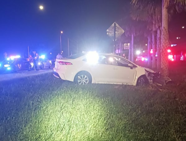 A Florida Highway Patrol Trooper put himself in harm's way Monday, stopping an Arizona woman who was driving the wrong way in Orlando.