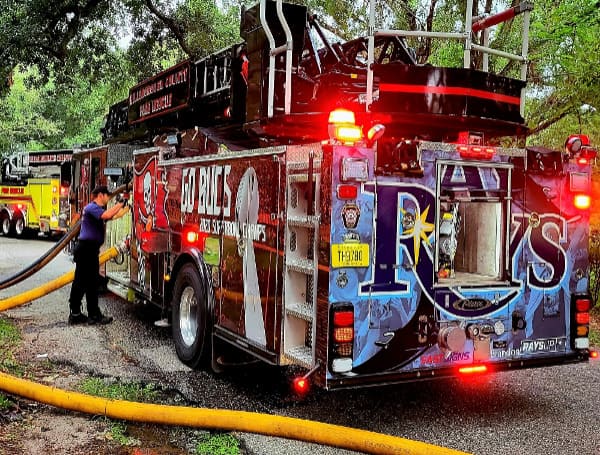 HILLSBOROUGH COUNTY, Fla. - Hillsborough County Fire Rescue fought a fire at a manufactured home on Thursday morning. 