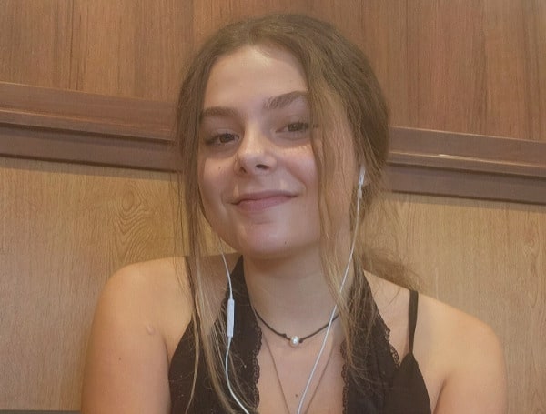 PASCO COUNTY, Fla. - Pasco Sheriff’s deputies are currently searching for Kathryn Effron, a missing/runaway 16-year-old.