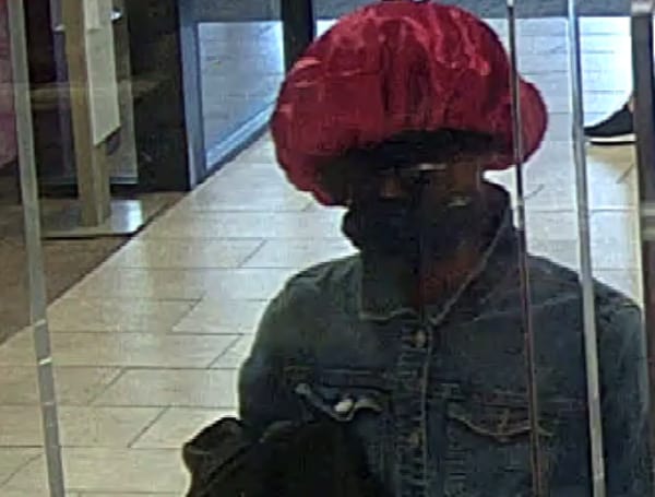 TAMPA, Fla.- The Hillsborough County Sheriff's Office is investigating an attempted bank robbery at a Wells Fargo in Tampa.