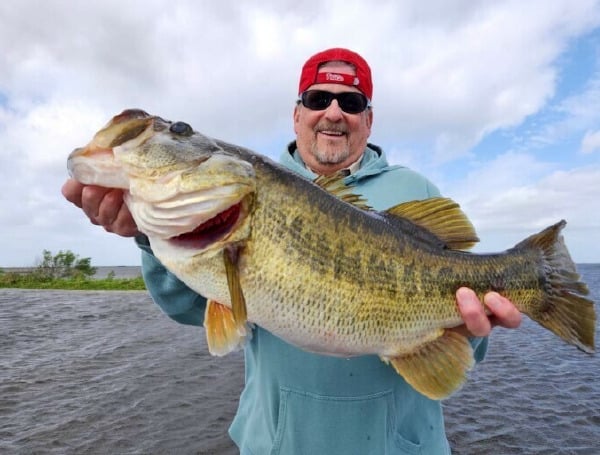 The fish are in and the “Battle of the Lakes” concluded! Fellsmere Reservoir (popularly known as Headwaters Lake) won the battle against Orange Lake, with the highest total pounds of bass caught-and-released by competing anglers since the competition started last fall.