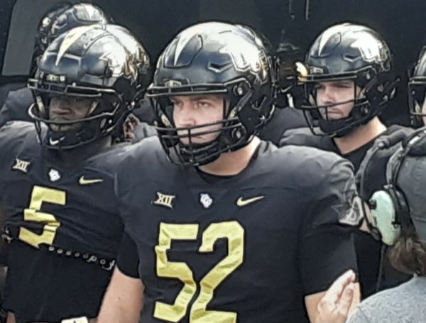 UCF about to take the field against West Virginia in 2023