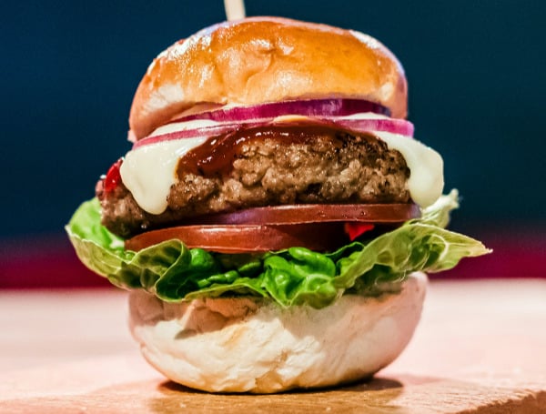 Hamburger Without Meat (Unsplash)