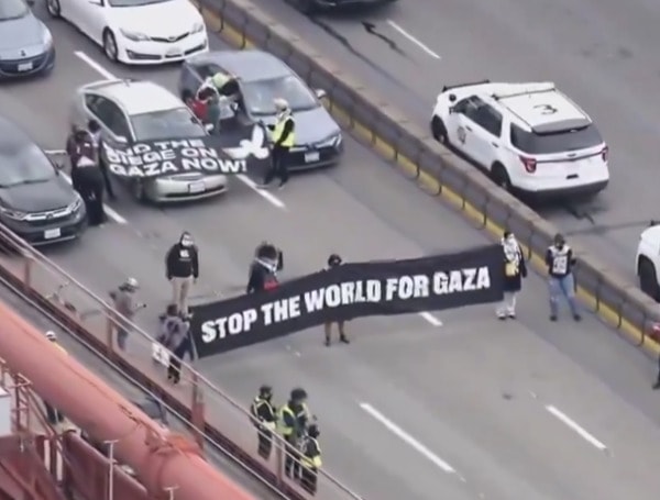 Anti-Israel Protest on Golden Gate Bridge (X)