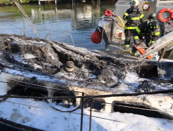 Hillsborough County Fire Rescue battles boat fire (HCFR)